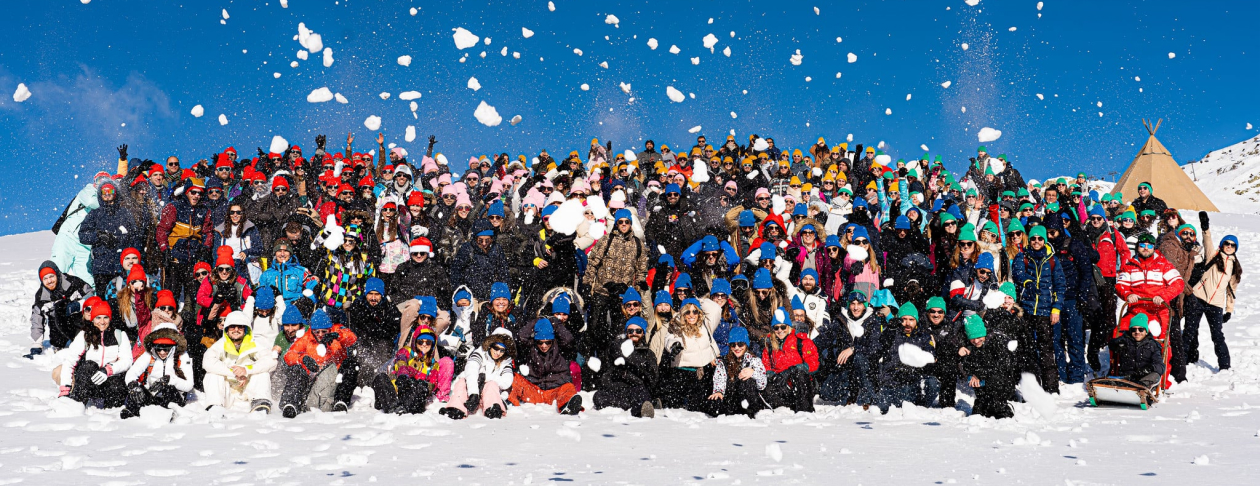 Vous êtes un groupe ?